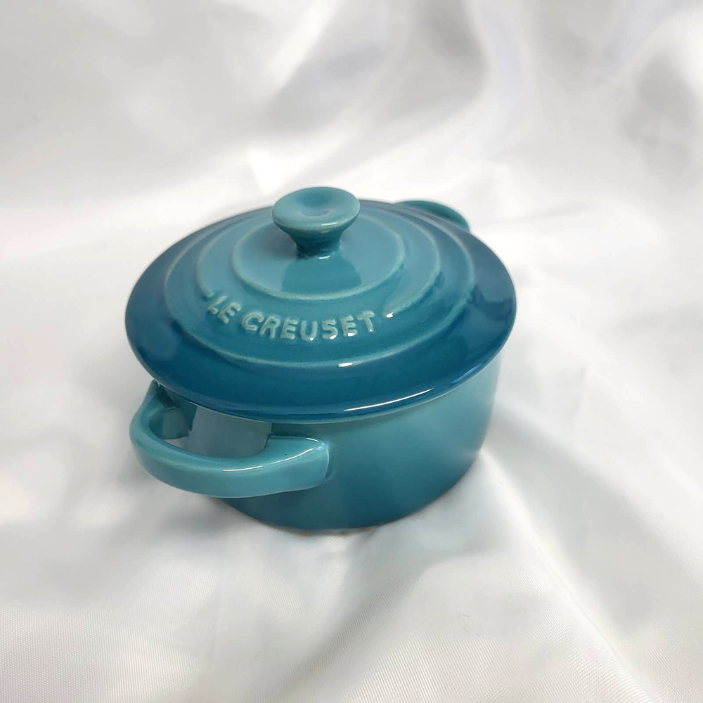 LE CREUSET Caribbean Mini Round Cocotte Stoneware Casserole. 8 oz.